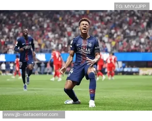 巴黎圣日耳曼5-1拜仁精彩回顾神扑与十大进球引爆全场热情