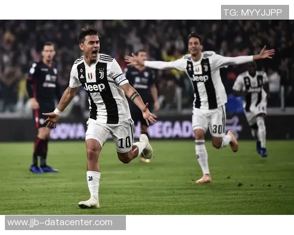 意甲焦点战那不勒斯与尤文图斯握手言和帽子戏法引发争议判罚讨论