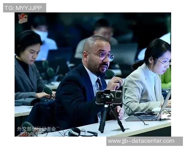 姚明与郭嘉的传奇人生交汇点：从篮球巨星到围棋大师的跨界对话