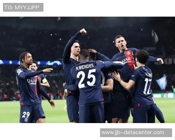 西甲激战巴黎圣日耳曼狂胜热刺6比2全场沸腾瞬间回顾