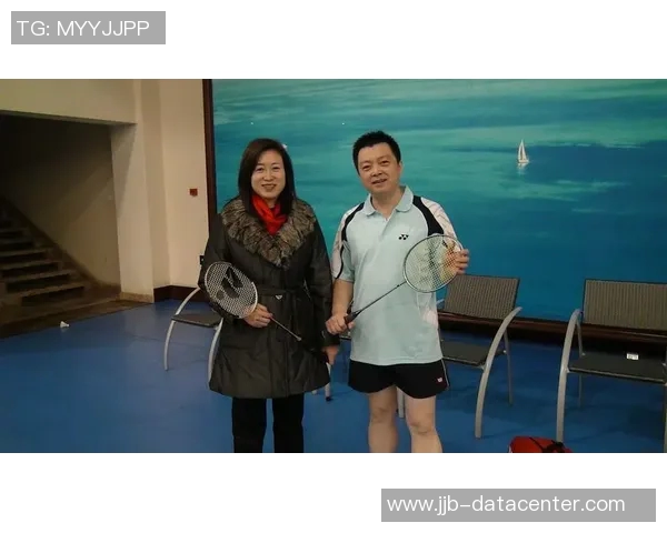 西安羽毛球队与杭州羽毛球队赛后状态分析与复盘探讨