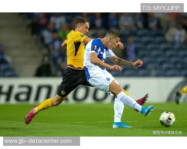 德甲精彩对决里昂4-0波尔图点球大战引发全场狂欢