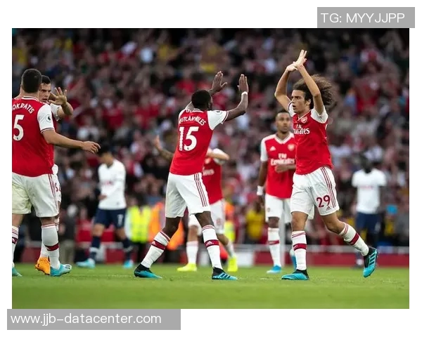 英超大战：皇马狂胜阿森纳六球大屠杀赛后分析引发热议