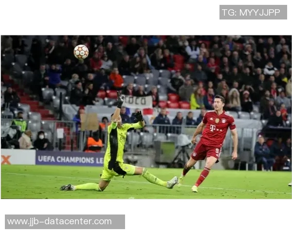 本菲卡大胜波尔图5比1补时进球点燃全场激情与转会传闻