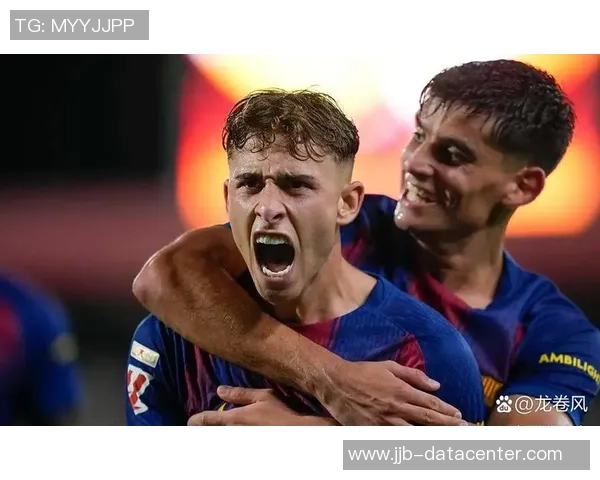 那不勒斯狂胜巴萨4-0绝杀瞬间引发全场沸腾精彩集锦回顾
